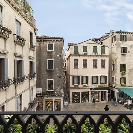 Ferienwohnung Rialto Sant'Aponal Prestige By Wonderful Italy Venedig Exterior foto